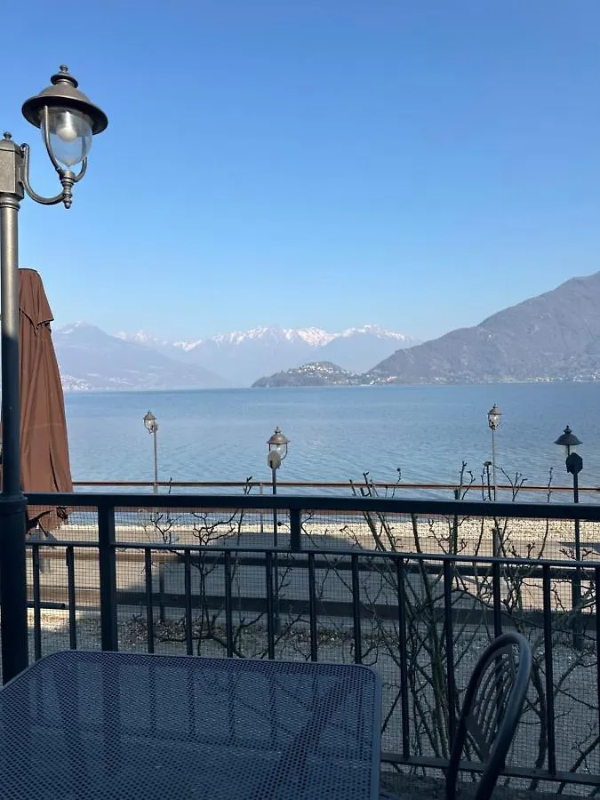 Apartament Residence Laguna Beach Pianello Del Lario Włochy